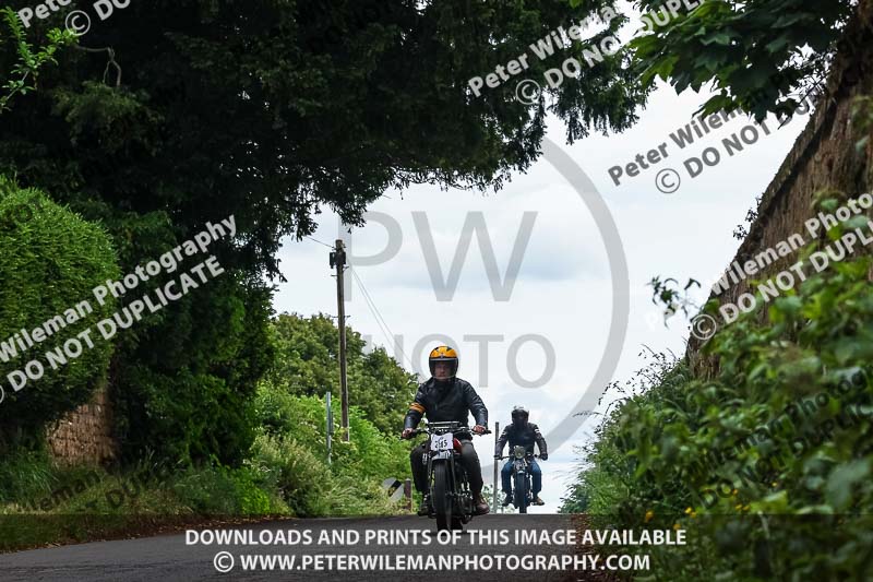 Vintage motorcycle club;eventdigitalimages;no limits trackdays;peter wileman photography;vintage motocycles;vmcc banbury run photographs